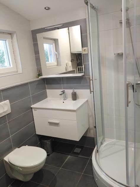 Apartmani Morovi Dvori Drage Ngoại thất bức ảnh